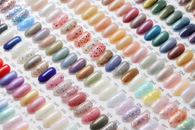 JOUS Wholesale OEM Custom Luxury Bling Stones Press on Nails Medium Heart Pearl French Tip Nails Manicure Acrylic Stick on Nails